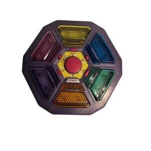 Tiger Electronics Super Copycat Simon Says Electronic Memory Game 1998